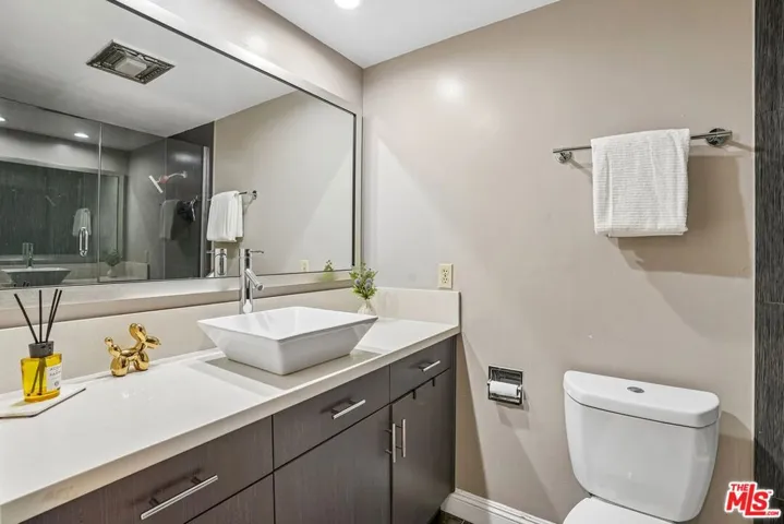 800 W 1st Street 2805, Los Angeles, California 90012