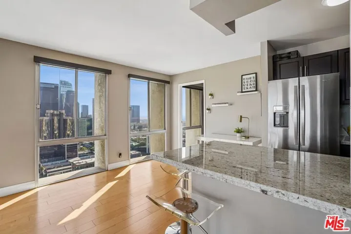 800 W 1st Street 2805, Los Angeles, California 90012