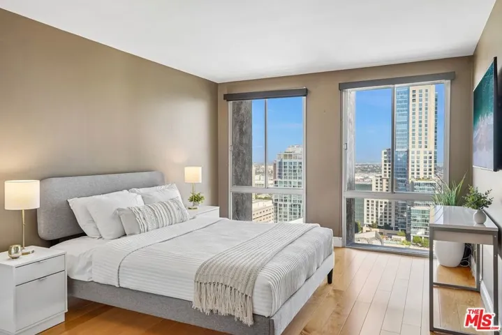800 W 1st Street 2805, Los Angeles, California 90012