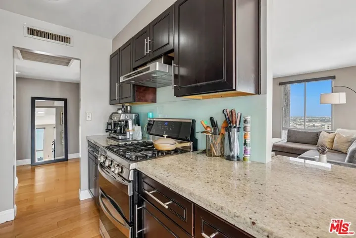 800 W 1st Street 2805, Los Angeles, California 90012
