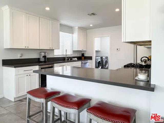 10930 Crossdale Avenue, Downey, California 90241