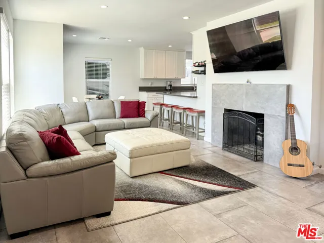 10930 Crossdale Avenue, Downey, California 90241