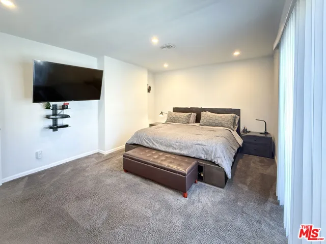 10930 Crossdale Avenue, Downey, California 90241
