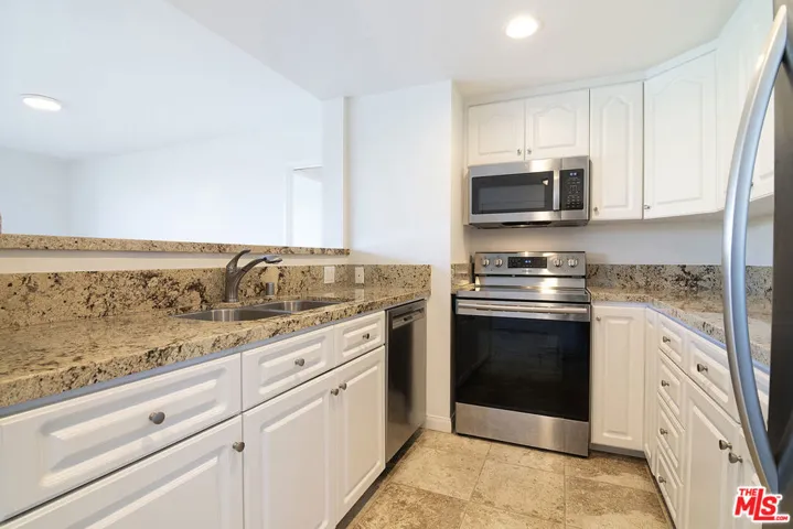 2170 Century Parkway 708, Los Angeles, California 90067