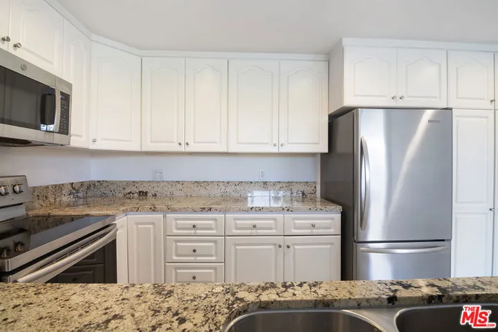 2170 Century Parkway 708, Los Angeles, California 90067