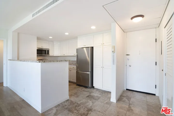 2170 Century Parkway 708, Los Angeles, California 90067