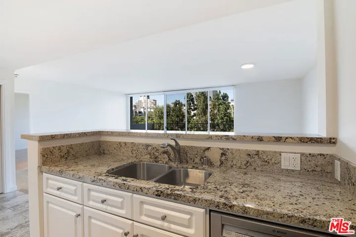 2170 Century Parkway 708, Los Angeles, California 90067
