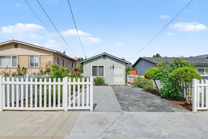 1150 14th. St., Imperial Beach, California 91932