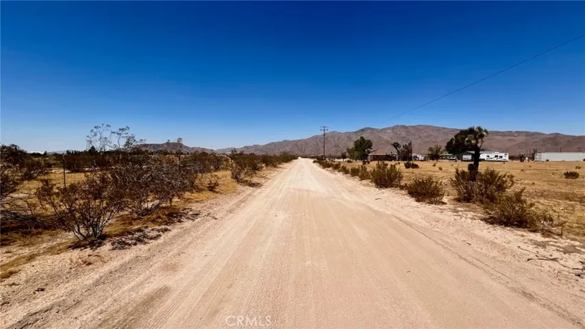43519308 Desert View Road, Apple Valley, California 92308