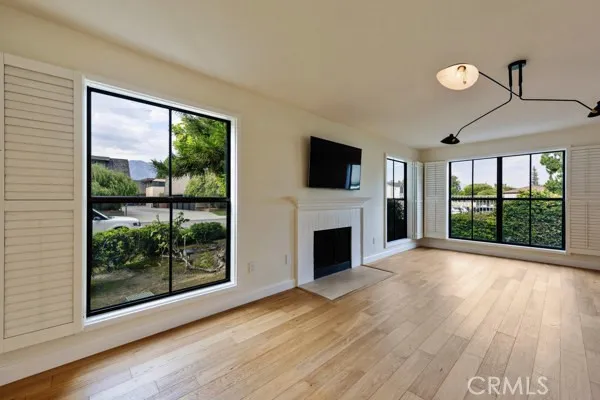 585 W Duarte, Arcadia, California 91007