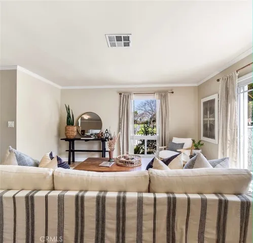 237 23rd, Costa Mesa, California 92627