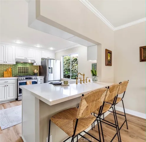 237 23rd, Costa Mesa, California 92627