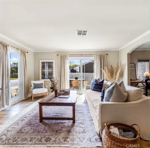 237 23rd, Costa Mesa, California 92627