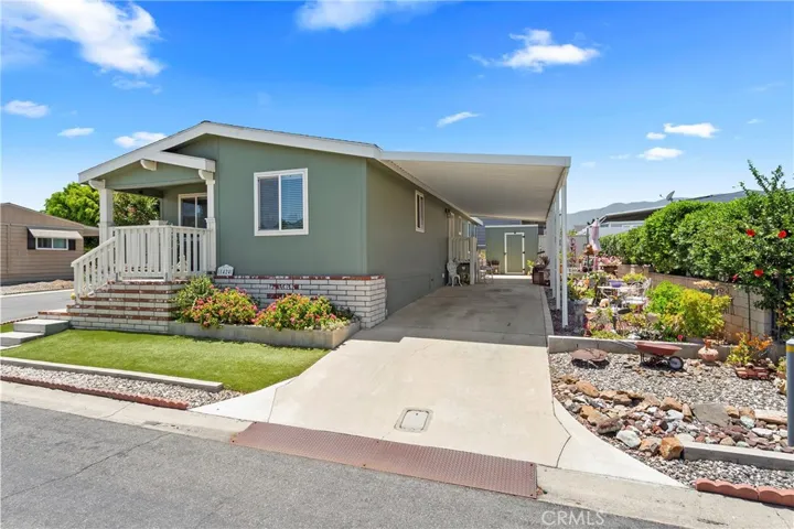 1424 Glengrove, Corona, California 92882