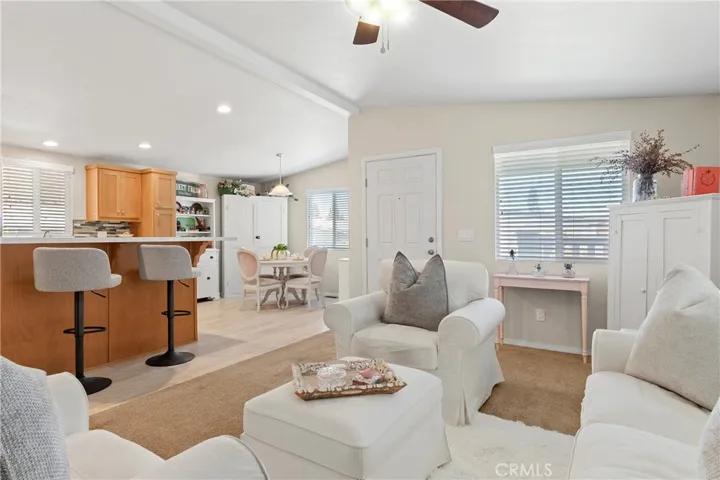 1424 Glengrove, Corona, California 92882