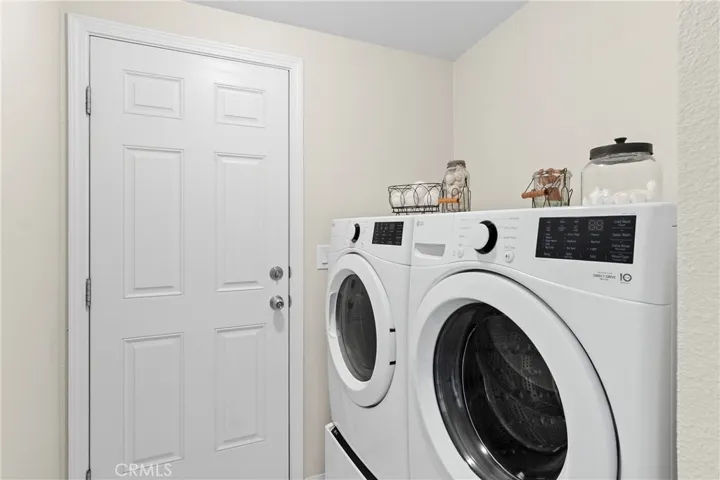 1424 Glengrove, Corona, California 92882