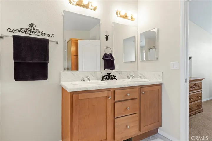 1424 Glengrove, Corona, California 92882