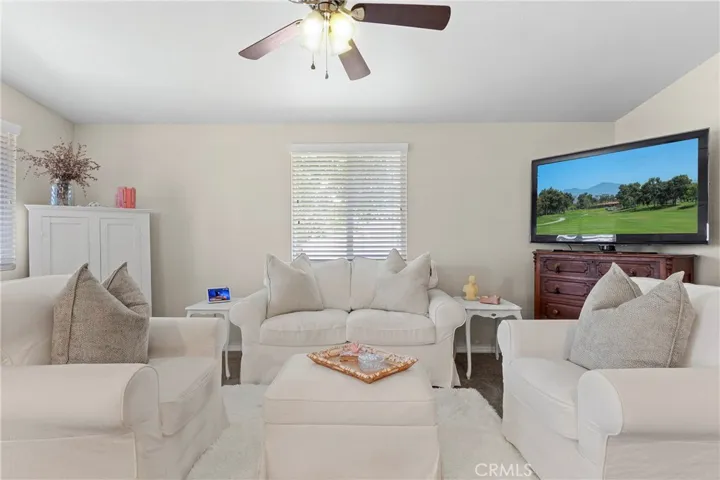1424 Glengrove, Corona, California 92882