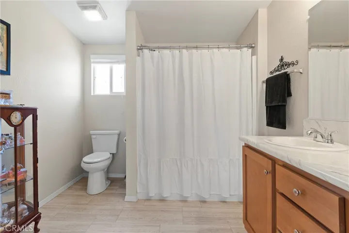 1424 Glengrove, Corona, California 92882