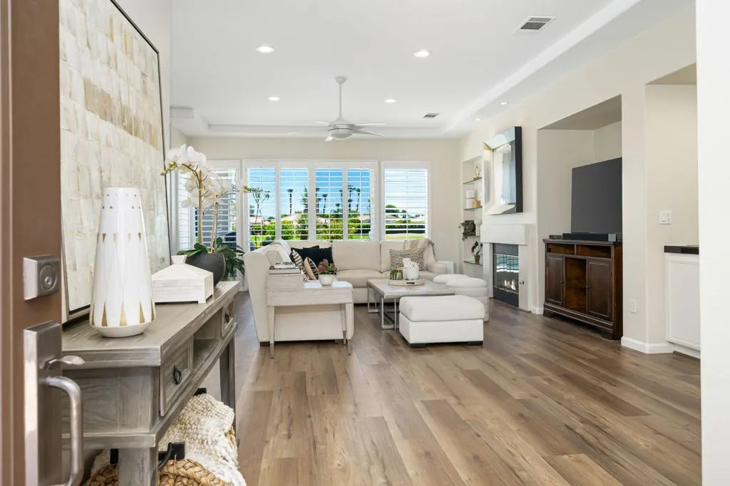 17-web-or-mls-BW_Spyglass_0724_017
