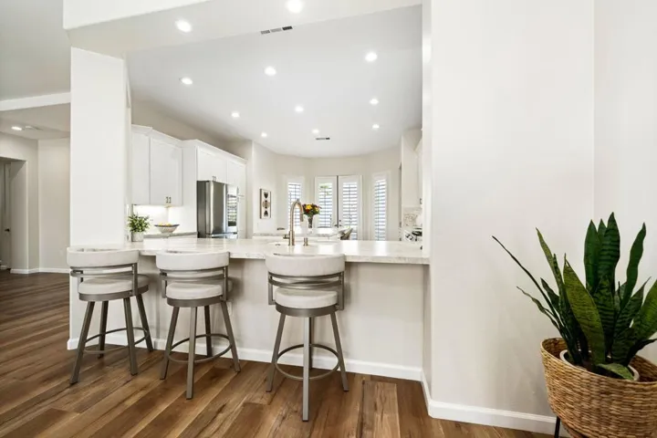 26-web-or-mls-BW_Spyglass_0724_026
