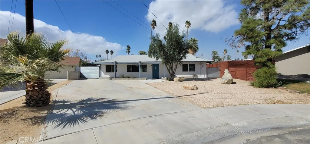 43035 Warner Trail, Palm Desert, California 92211