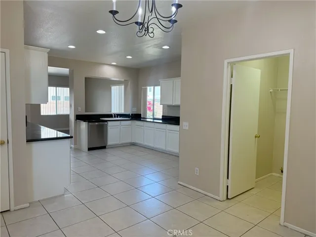 6569 Gladiola, Corona, California 92880
