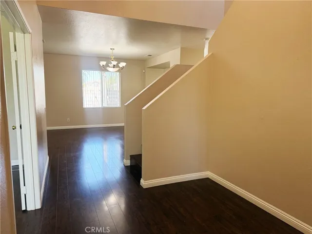 6569 Gladiola, Corona, California 92880