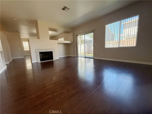 6569 Gladiola, Corona, California 92880