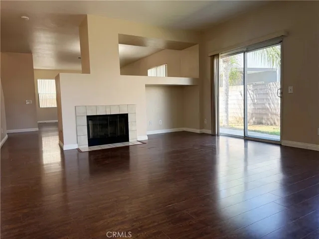 6569 Gladiola, Corona, California 92880