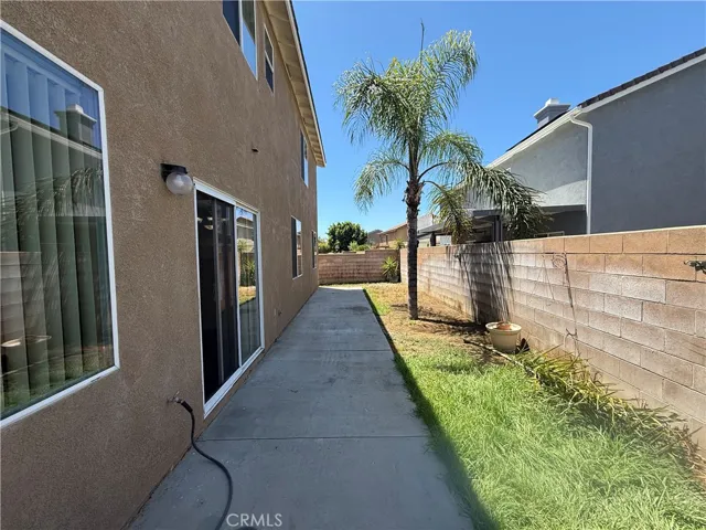 6569 Gladiola, Corona, California 92880