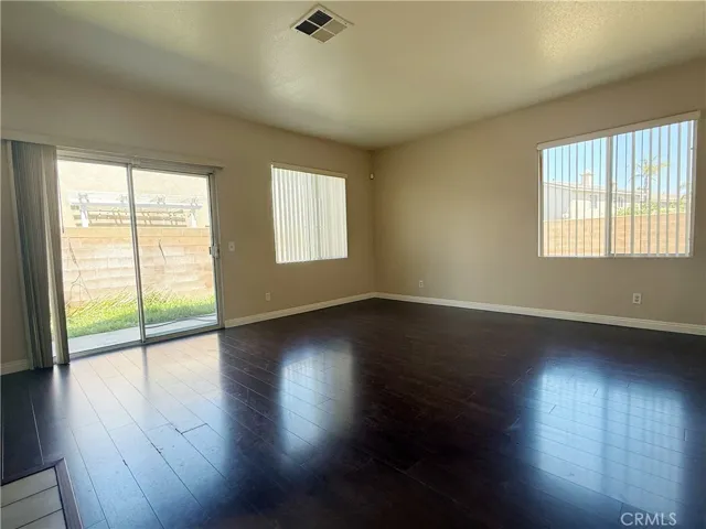 6569 Gladiola, Corona, California 92880