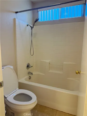 6569 Gladiola, Corona, California 92880
