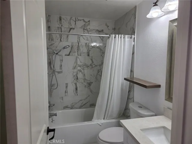 2nd bathroom