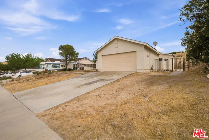 1325 Bradford Avenue, Rosamond, California 93560