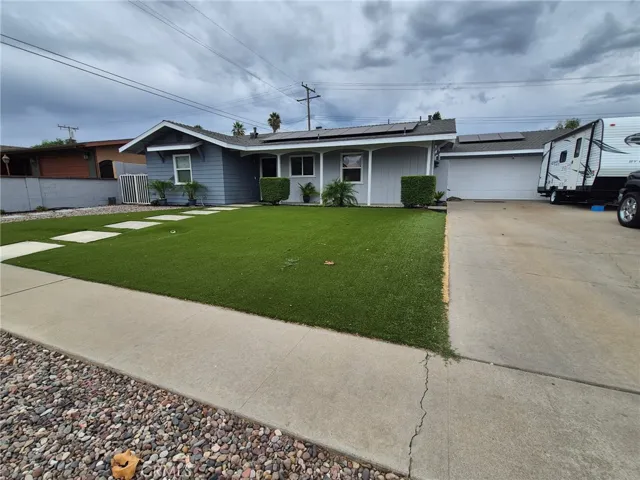 6831 Park, Rialto, California 92376