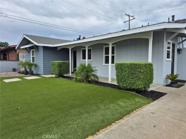 6831 Park, Rialto, California 92376