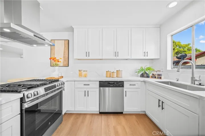 4571 Loganlinda, Yorba Linda, California 92886