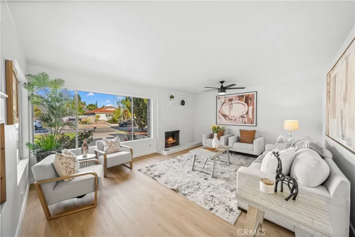 4571 Loganlinda, Yorba Linda, California 92886