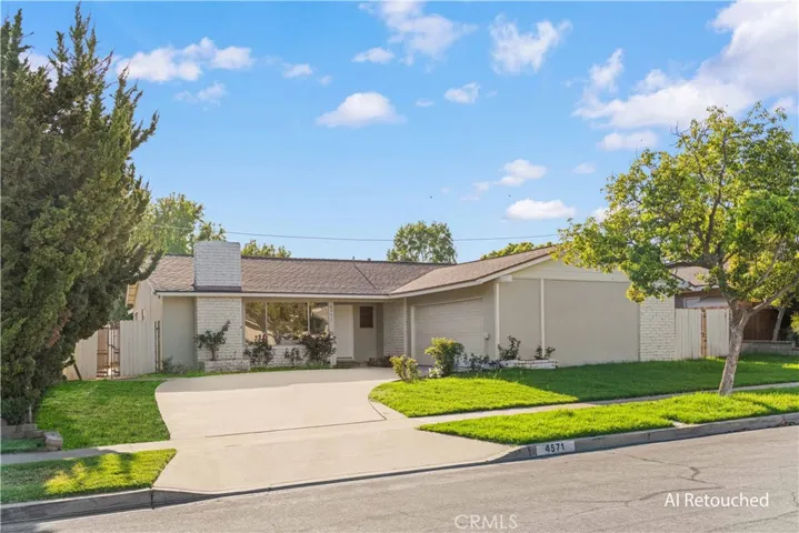 4571 Loganlinda, Yorba Linda, California 92886