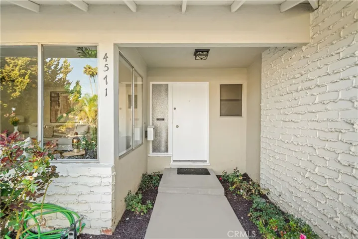 4571 Loganlinda, Yorba Linda, California 92886