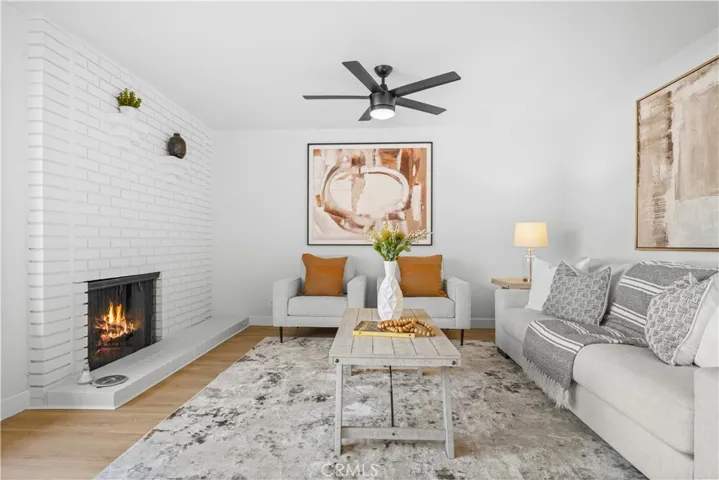4571 Loganlinda, Yorba Linda, California 92886