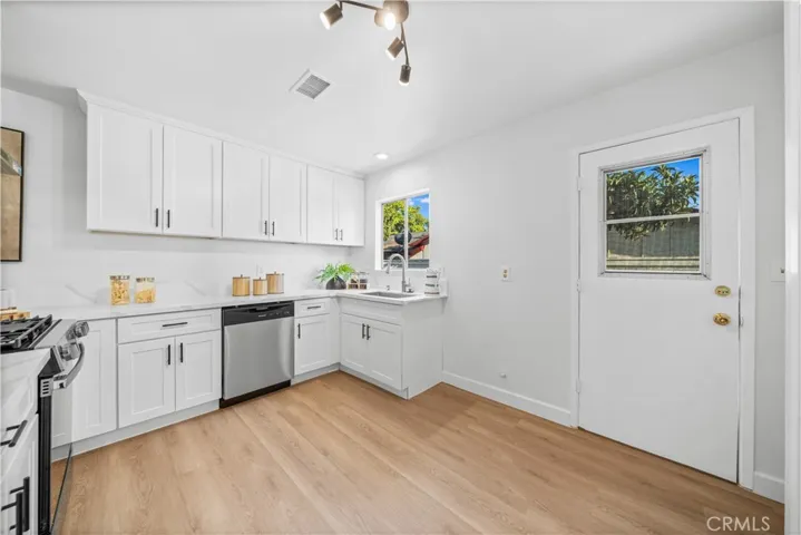 4571 Loganlinda, Yorba Linda, California 92886