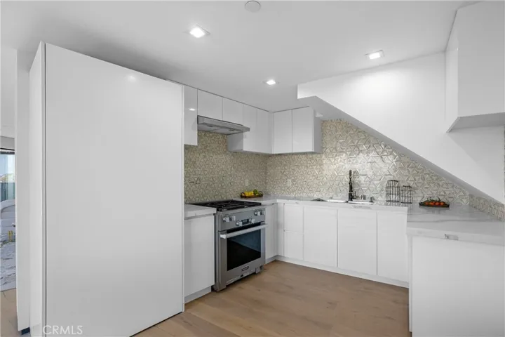 8144 1/2 Gould, Los Angeles, California 90046