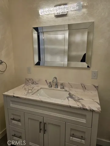 8900 S 10th, Inglewood, California 90305