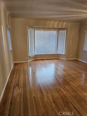 8900 S 10th, Inglewood, California 90305