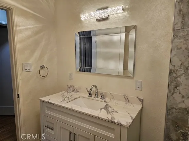 8900 S 10th, Inglewood, California 90305