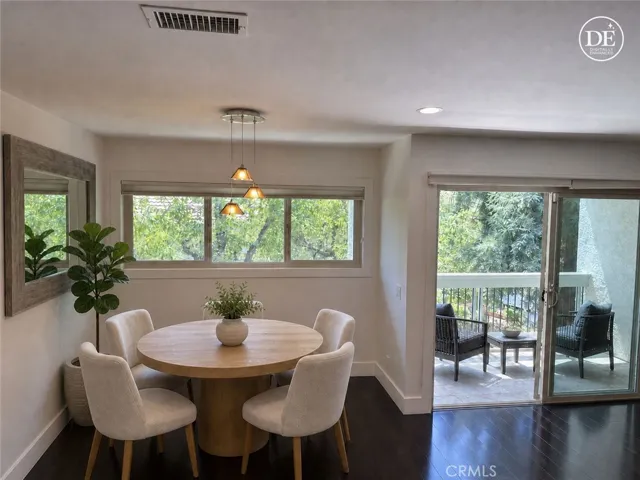 Dining room with virtual staging