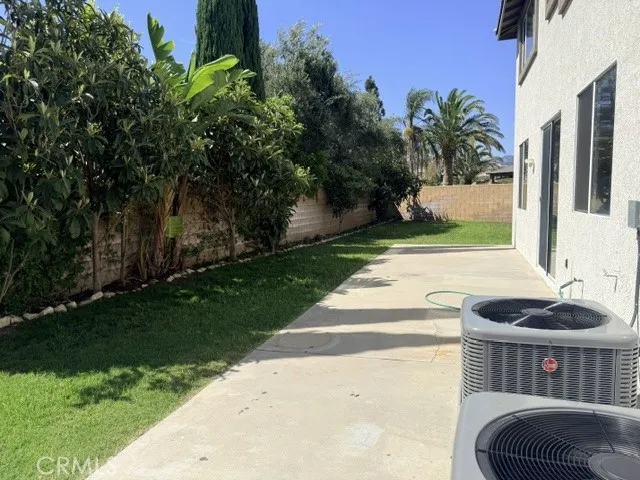 5732 Ridgemark, Fontana, California 92336