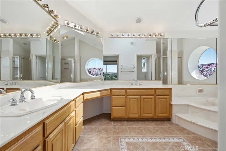 19808 Winged Foot, Porter Ranch, California 91326
